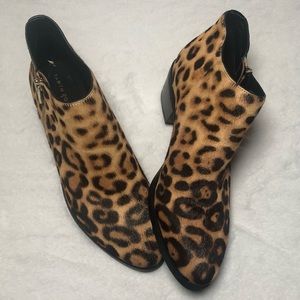 Taryn Rose Leppard Print Calf Hair/Leather Ankle Boots;Size-8.5,EUC,No Box